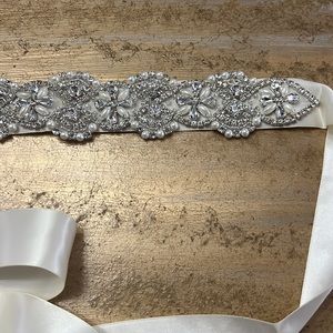 SPRING WEDDING Bridal rhinestone pearl sash.Many for sale! FOR WEDDING PARTY!